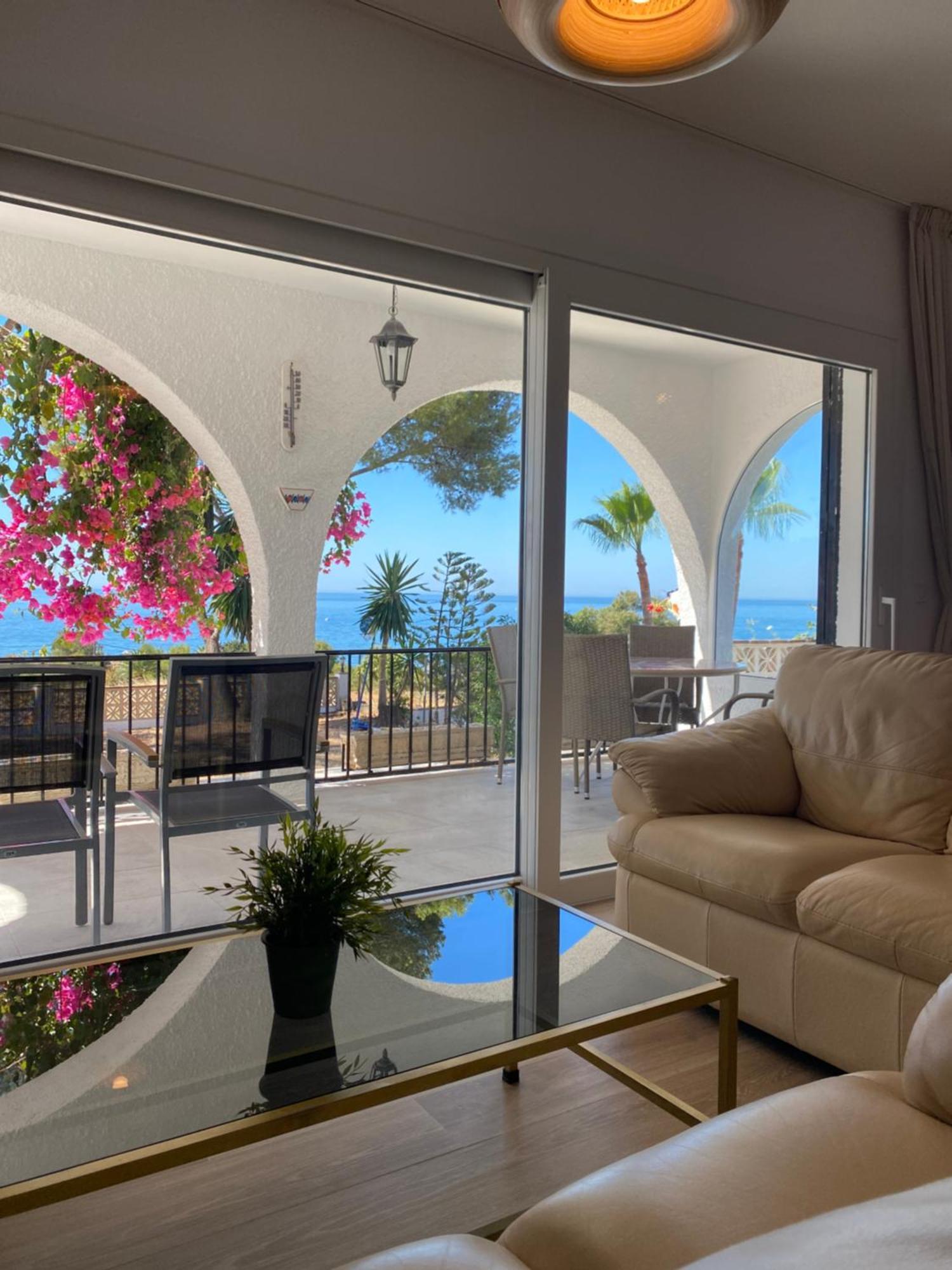 Independent Villa Beach House El Bosque La Cala De Mijas Exterior photo