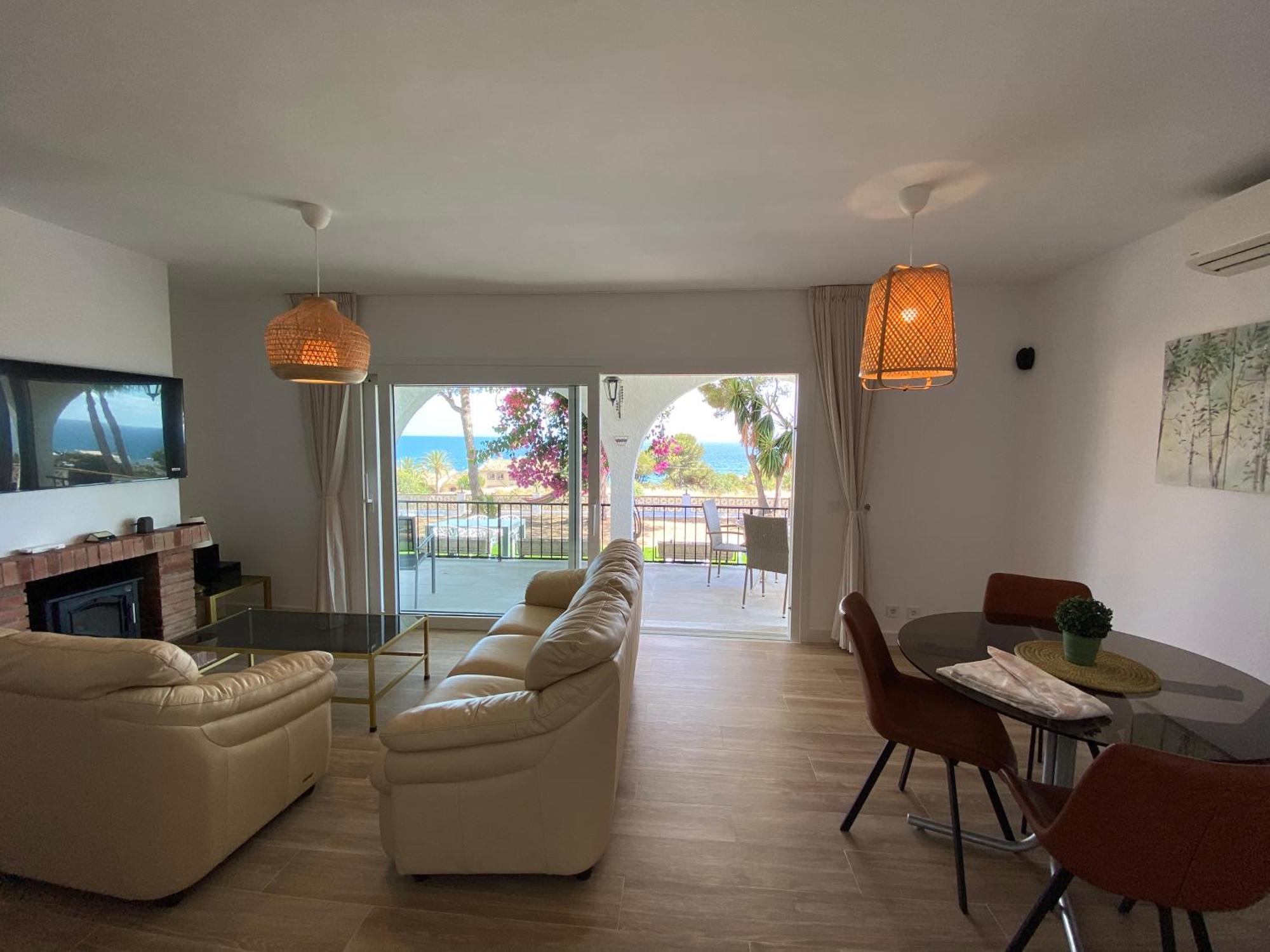 Independent Villa Beach House El Bosque La Cala De Mijas Exterior photo